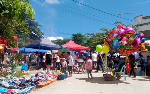 market fair luangprabang